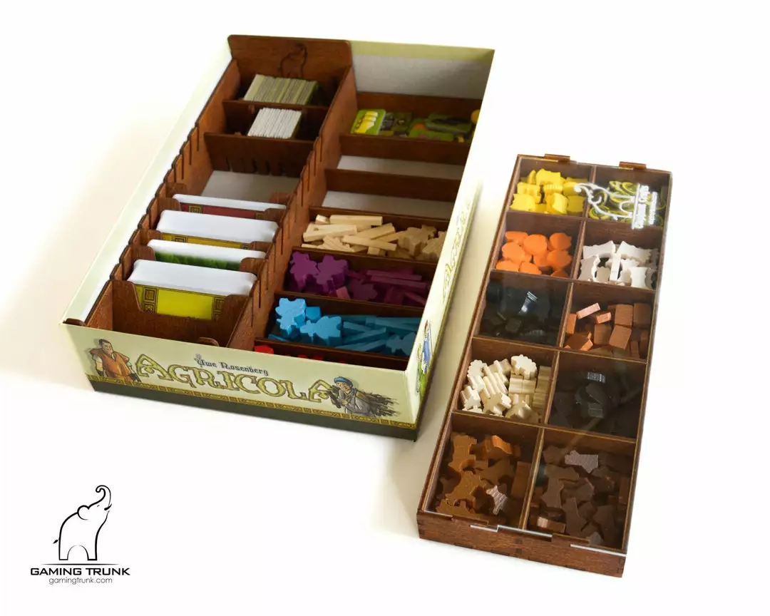 Gaming Trunk - New Farm Organizer For Agricola Revised Edition (Walnut) 3 Gaming Trunk - New Farm Organizer For Agricola Revised Edition (Walnut)