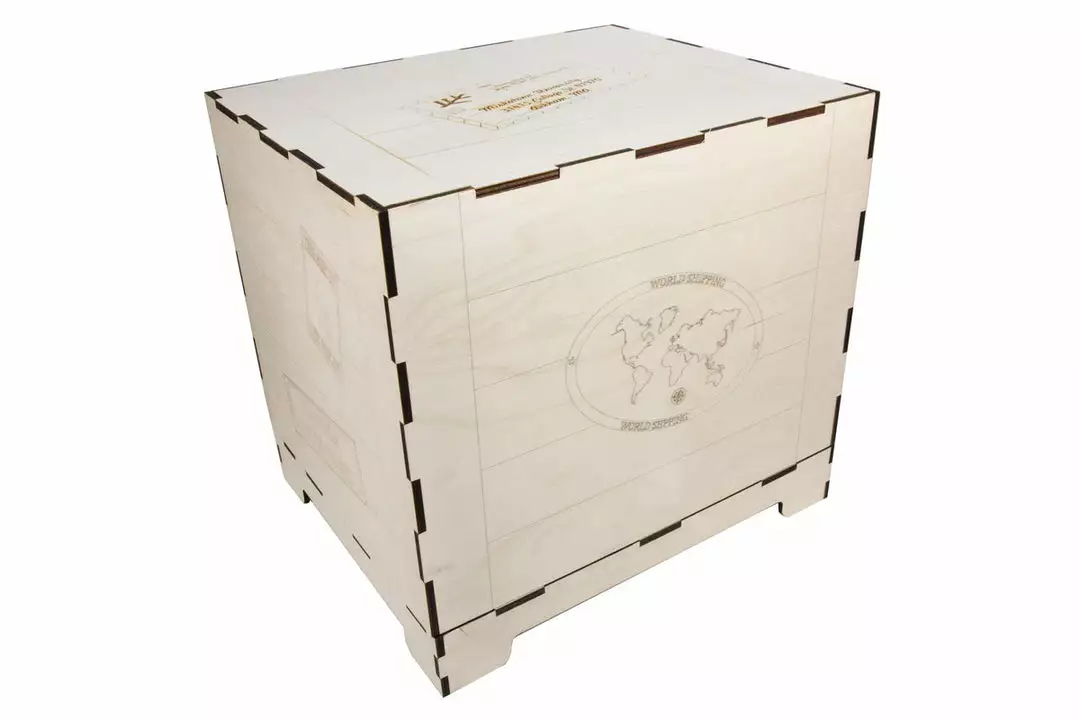 The Broken Token Broken Token - Eldritch Artifact Crate 2 The Broken Token Broken Token - Eldritch Artifact Crate