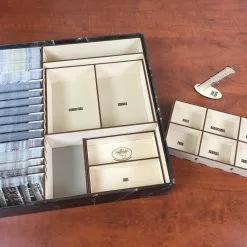 The Broken Token Broken Token - Undead Winter Organizer (for Dead Of Winter)