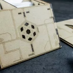 Import Games The Dicetroyers - Deck Holder: Crate Version (500 Standard Size Sleeved Cards) (Italy Import)