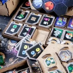 The Dicetroyers - Gaia Project (Italy Import) Import Games