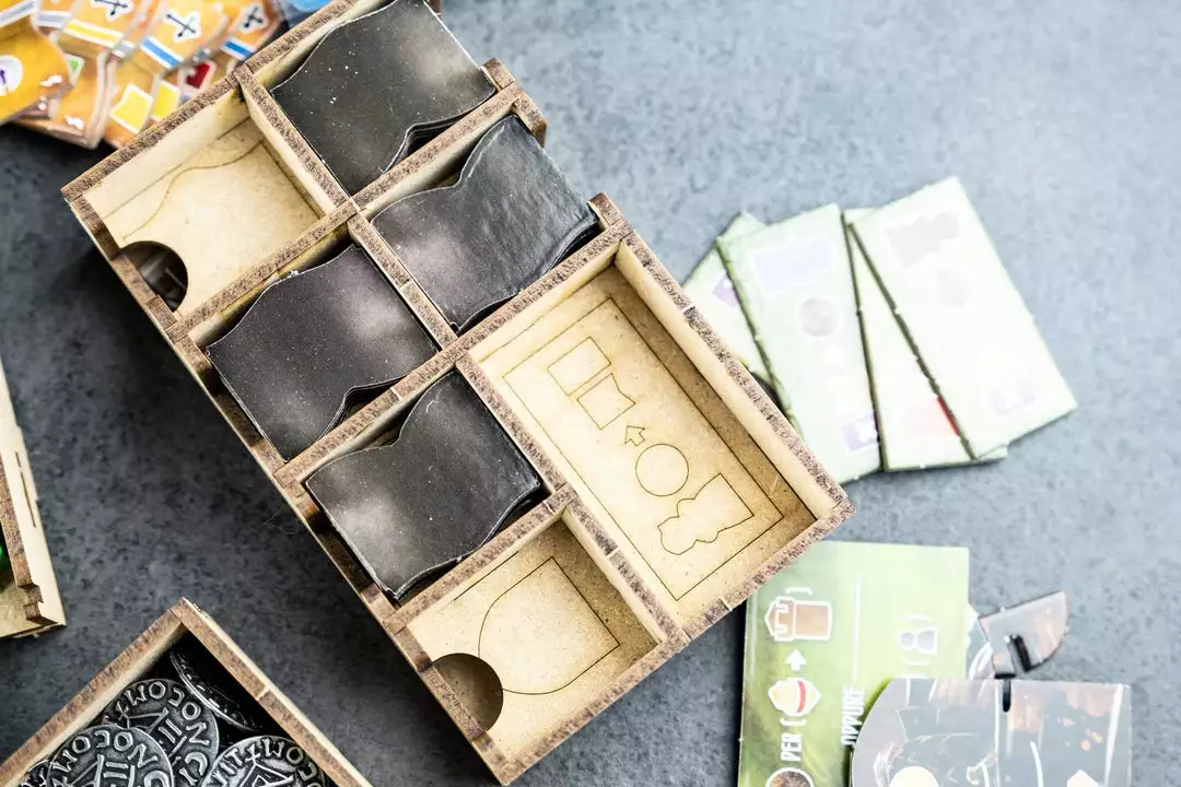 Import Games The Dicetroyers - Viscounts Of The West Kingdom (Base Game Or With The West Kingdom Tomesaga Expansion) (Italy Import) 10 Import Games The Dicetroyers - Viscounts Of The West Kingdom (Base Game Or With The West Kingdom Tomesaga Expansion) (Italy Import)