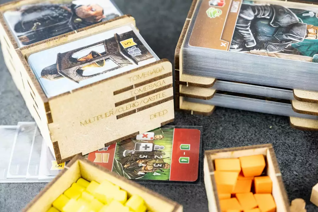 Import Games The Dicetroyers - Viscounts Of The West Kingdom (Base Game Or With The West Kingdom Tomesaga Expansion) (Italy Import) 14 Import Games The Dicetroyers - Viscounts Of The West Kingdom (Base Game Or With The West Kingdom Tomesaga Expansion) (Italy Import)