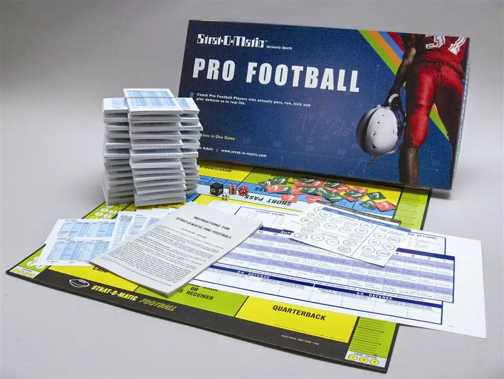 Strat-O-Matic - Football 1 Strat-O-Matic - Football