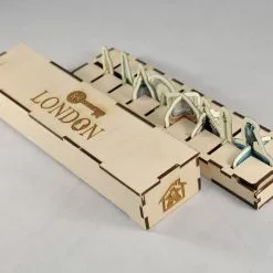 Meeple Realty - London Flat (Compatible With Key To The City - London)