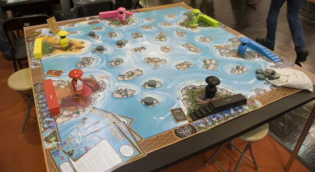 Asmodee Board Games River Dragons (Giant Editon) 2 Asmodee Board Games River Dragons (Giant Editon)